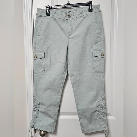 Eddie Bauer Cargo Pants Women’s Size 6 (32x23) Pale Green Cropped Drawstring Leg - Picture 1 of 12